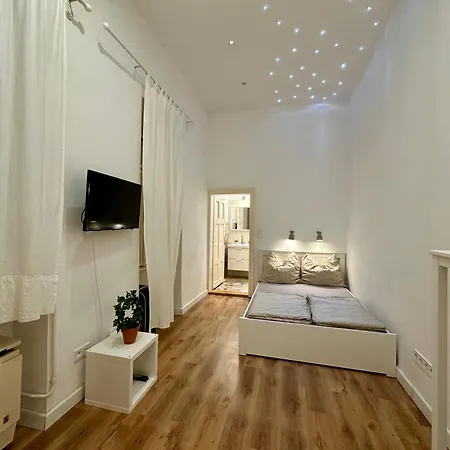 Cozy Flat In The Heart Of * Будапешт